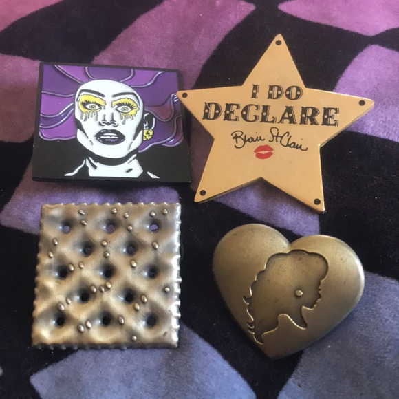 ✨🆕BNWOT!Mixed RPDR Queens Enamel Pins! From Tour!Super cute,RARE, &unique! ✨ - Picture 2 of 13